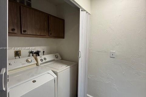 Condo in Tamarac, Florida, 3 bedrooms  № 1756108 - photo 14