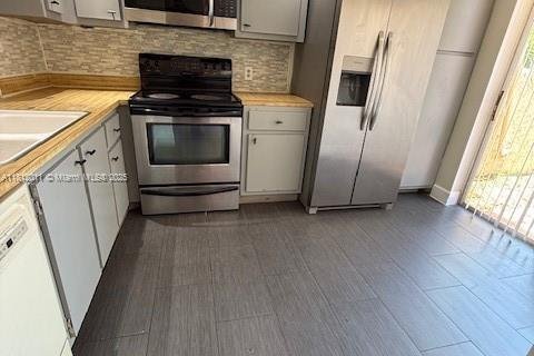 Condo in Tamarac, Florida, 3 bedrooms  № 1756108 - photo 3