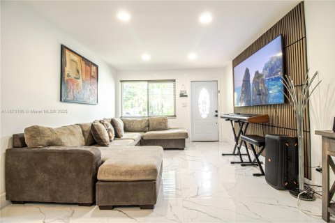 Casa en alquiler en Davie, Florida, 4 dormitorios, 120.77 m2 № 1921162 - foto 6