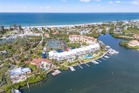 Condo in Longboat Key, Florida, 2 bedrooms  № 1780683 - photo 1