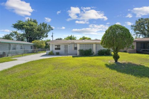 Villa ou maison à vendre à Orlando, Floride: 3 chambres, 86.96 m2 № 1909437 - photo 1