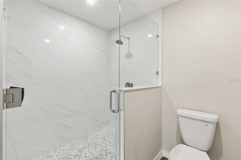 Купить виллу или дом в Венеция, Флорида 9 комнат, 239.59м2, № 2123288 - фото 11