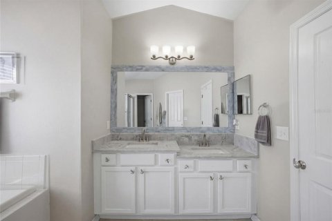 Casa en venta en Lutz, Florida, 5 dormitorios, 204.85 m2 № 2330924 - foto 21