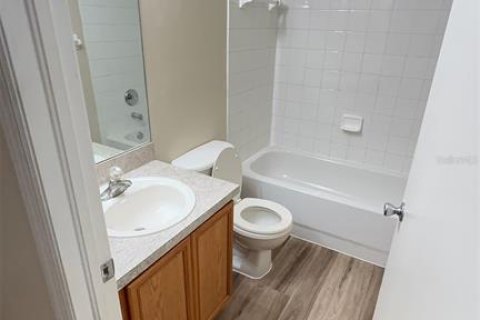 Adosado en alquiler en Tampa, Florida, 3 dormitorios, 126.72 m2 № 1918491 - foto 23