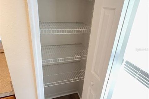 Adosado en alquiler en Tampa, Florida, 3 dormitorios, 126.72 m2 № 1918491 - foto 8