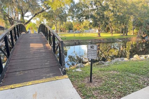 Adosado en alquiler en Tampa, Florida, 3 dormitorios, 126.72 m2 № 1918491 - foto 29