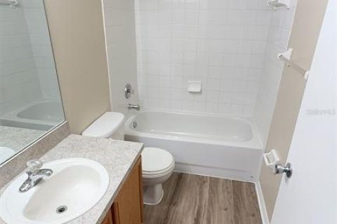 Adosado en alquiler en Tampa, Florida, 3 dormitorios, 126.72 m2 № 1918491 - foto 19