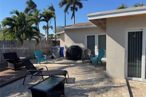 House in Pompano Beach, Florida 3 bedrooms, 106.28 sq.m. № 2057145 - photo 20