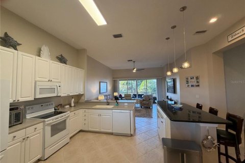 Condo in Port Charlotte, Florida, 3 bedrooms  № 2099464 - photo 13