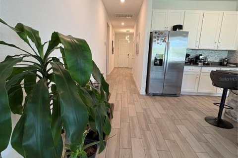Casa en venta en New Smyrna Beach, Florida, 4 dormitorios, 175.68 m2 № 1815527 - foto 4