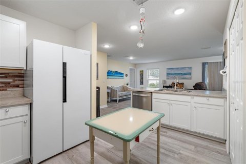 House in Palm Coast, Florida 3 bedrooms, 119.38 sq.m. № 1914331 - photo 17