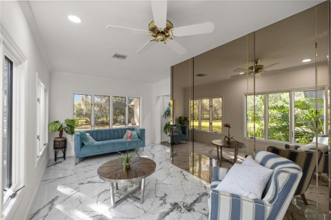 House in Ocala, Florida 5 bedrooms, 402.55 sq.m. № 1587501 - photo 16