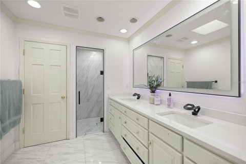 House in Ocala, Florida 5 bedrooms, 402.55 sq.m. № 1587501 - photo 28