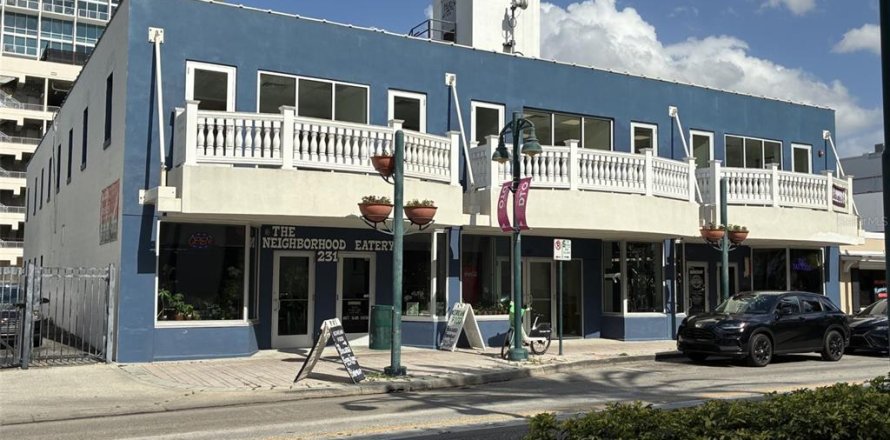 Propiedad comercial en Orlando, Florida 1292.36 m2 № 1829498
