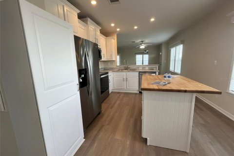 Apartment in Lake Suzy, Florida 2 bedrooms, 132.48 sq.m. № 1782194 - photo 5