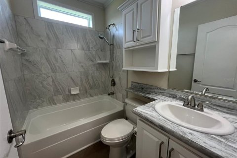 Apartment in Lake Suzy, Florida 2 bedrooms, 132.48 sq.m. № 1782194 - photo 13