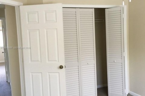 Townhouse in Plantation, Florida 3 bedrooms, 124.49 sq.m. № 2075323 - photo 21