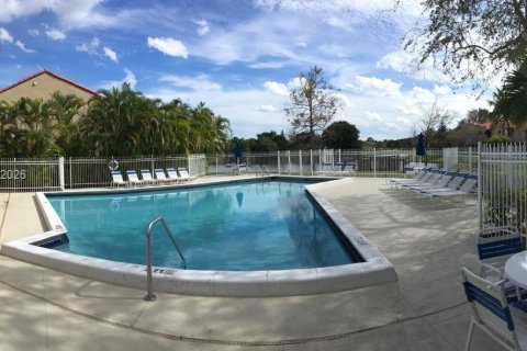 Townhouse in Plantation, Florida 3 bedrooms, 124.49 sq.m. № 2075323 - photo 23