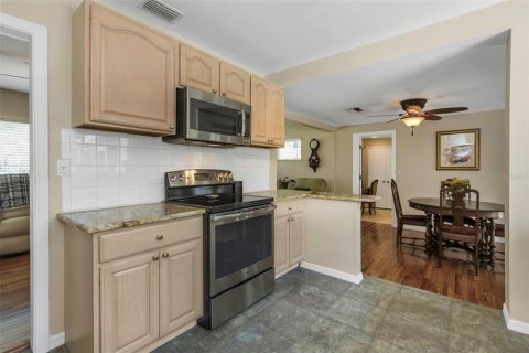 Villa ou maison à vendre à Tampa, Floride: 3 chambres, 132.94 m2 № 1786841 - photo 11