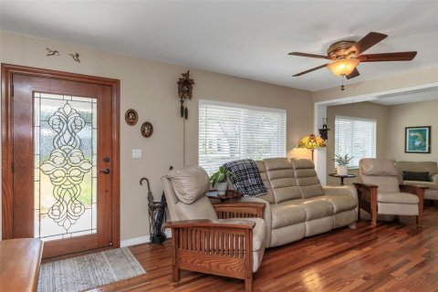Villa ou maison à vendre à Tampa, Floride: 3 chambres, 132.94 m2 № 1786841 - photo 4