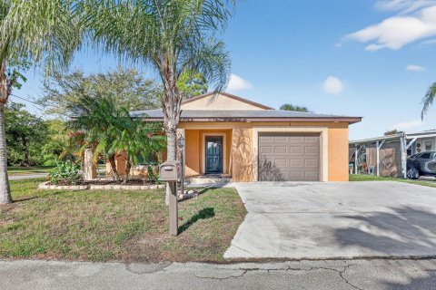 Villa ou maison à Port St. Lucie, Floride 2 chambres, 154.4 m2 № 2269929