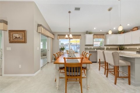 Casa en venta en The Villages, Florida, 3 dormitorios, 183.76 m2 № 2205595 - foto 12