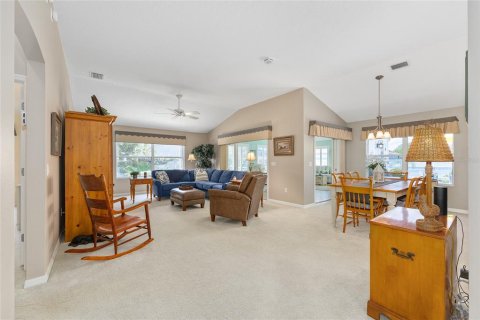 Casa en venta en The Villages, Florida, 3 dormitorios, 183.76 m2 № 2205595 - foto 8