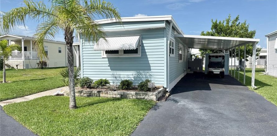 Appartement à Saint Petersburg, Floride 2 chambres, 73.76 m2 № 2431622