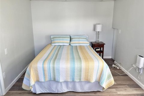 Appartement à louer à Saint Petersburg, Floride: 2 chambres, 73.76 m2 № 2431622 - photo 13