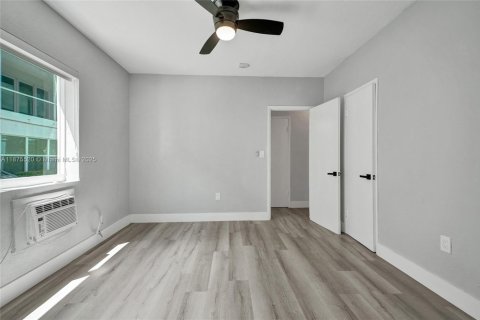 Appartement à louer à Bay Harbor Islands, Floride: 1 chambre, 1976.22 m2 № 1926448 - photo 23