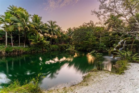 Купить виллу или дом в Майами, Флорида 3 спальни, 238.2м2, № 1964895 - фото 23