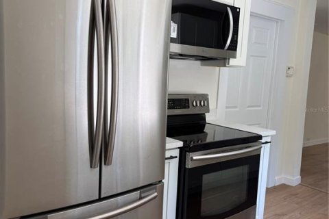 Купить виллу или дом в Окала, Флорида 7 комнат, 90.3м2, № 2095720 - фото 4
