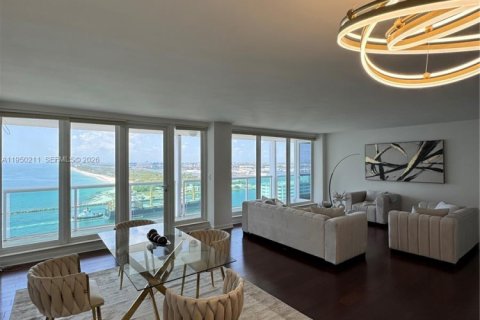 Copropriété à vendre à Fort Lauderdale, Floride: 2 chambres, 174.66 m2 № 2005948 - photo 3