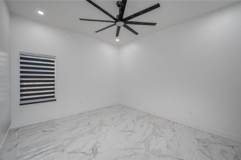 House in Haines City, Florida 4 bedrooms, 262.26 sq.m. № 1885583 - photo 25