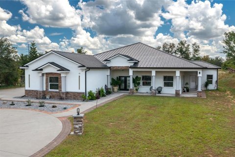 House in Haines City, Florida 4 bedrooms, 262.26 sq.m. № 1885583 - photo 3