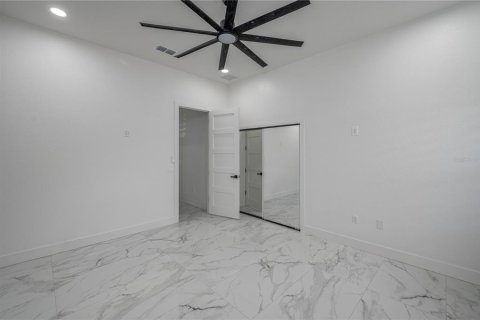 House in Haines City, Florida 4 bedrooms, 262.26 sq.m. № 1885583 - photo 28