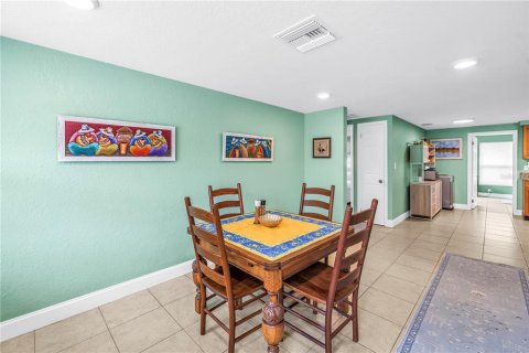 Villa ou maison à vendre à Saint Petersburg, Floride: 2 chambres, 104.33 m2 № 2107749 - photo 3