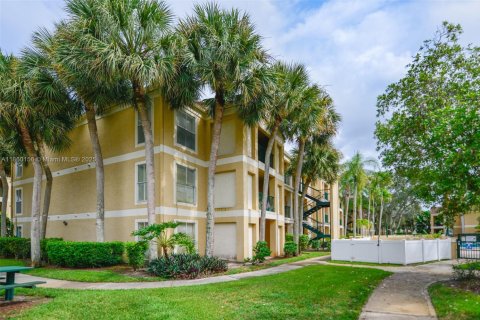 Condominio en venta en Coral Springs, Florida, 2 dormitorios, 92.9 m2 № 1886584 - foto 21