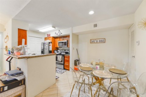 Condominio en venta en Coral Springs, Florida, 2 dormitorios, 92.9 m2 № 1886584 - foto 4