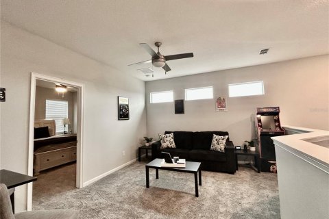 House in Davenport, Florida 4 bedrooms, 247.21 sq.m. № 1835309 - photo 27