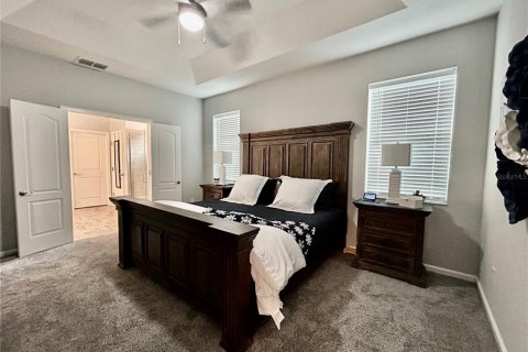 House in Davenport, Florida 4 bedrooms, 247.21 sq.m. № 1835309 - photo 16