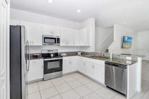 Touwnhouse à vendre à San Antonio, Floride: 2 chambres, 140.56 m2 № 2222779 - photo 17
