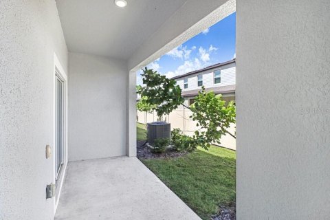 Touwnhouse à vendre à San Antonio, Floride: 2 chambres, 140.56 m2 № 2222779 - photo 19