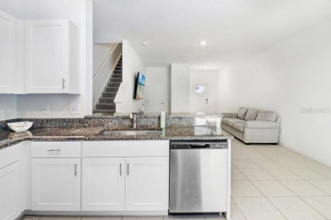 Touwnhouse à vendre à San Antonio, Floride: 2 chambres, 140.56 m2 № 2222779 - photo 16