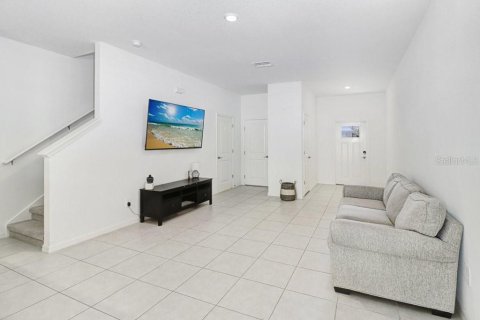 Touwnhouse à vendre à San Antonio, Floride: 2 chambres, 140.56 m2 № 2222779 - photo 13