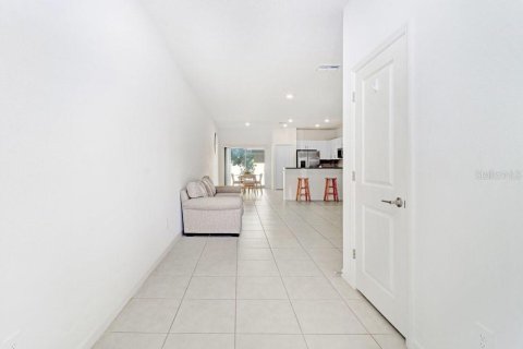 Touwnhouse à vendre à San Antonio, Floride: 2 chambres, 140.56 m2 № 2222779 - photo 10