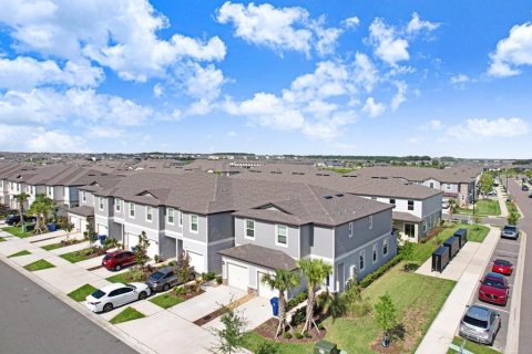 Touwnhouse à vendre à San Antonio, Floride: 2 chambres, 140.56 m2 № 2222779 - photo 6