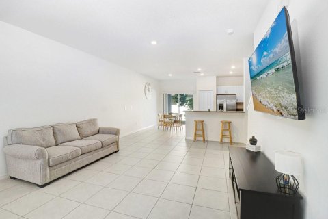 Touwnhouse à vendre à San Antonio, Floride: 2 chambres, 140.56 m2 № 2222779 - photo 11