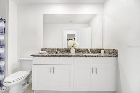 Touwnhouse à vendre à San Antonio, Floride: 2 chambres, 140.56 m2 № 2222779 - photo 25