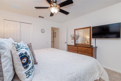 Casa en venta en Kissimmee, Florida, 5 dormitorios, 213.4 m2 № 1718555 - foto 14
